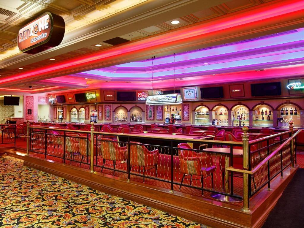Gold Coast Hotel And Casino Las Vegas Bagian luar foto