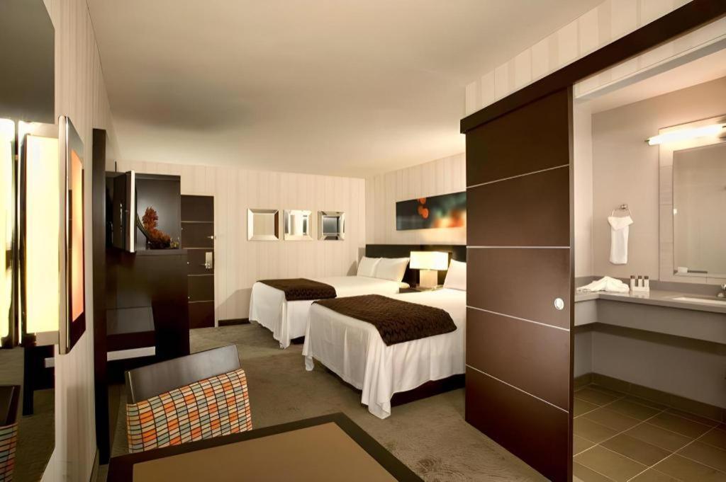 Gold Coast Hotel And Casino Las Vegas Bagian luar foto